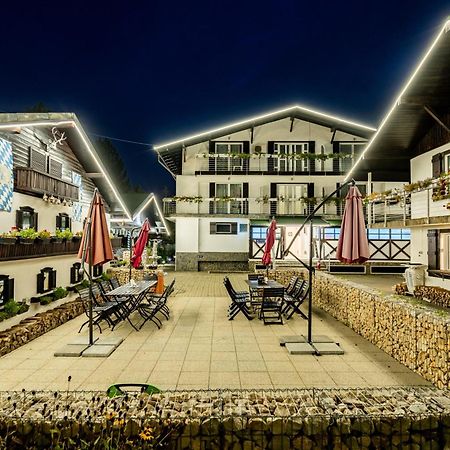 Hotel Casa Augsburg Băneşti Exteriér fotografie