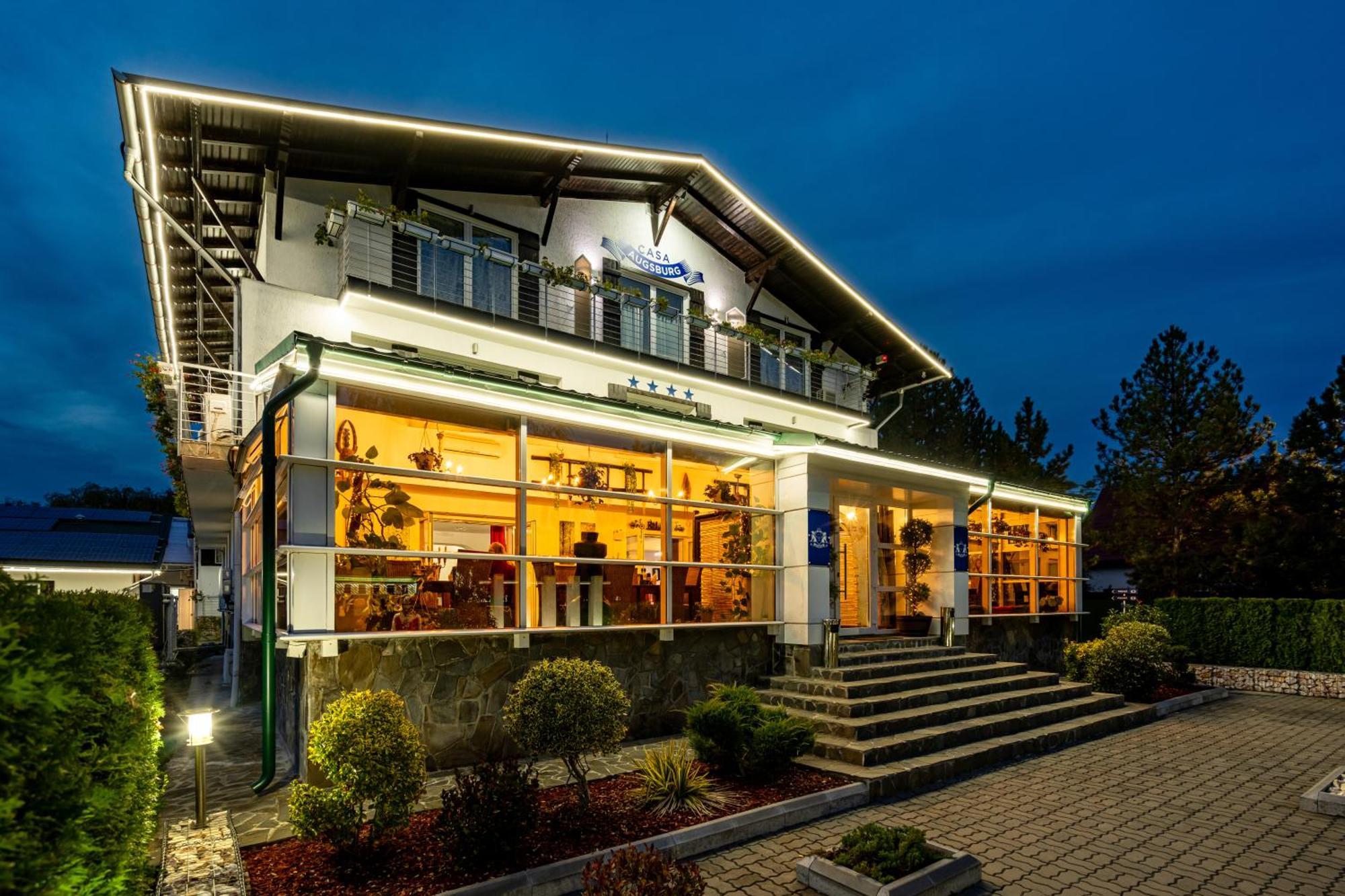 Hotel Casa Augsburg Băneşti Exteriér fotografie