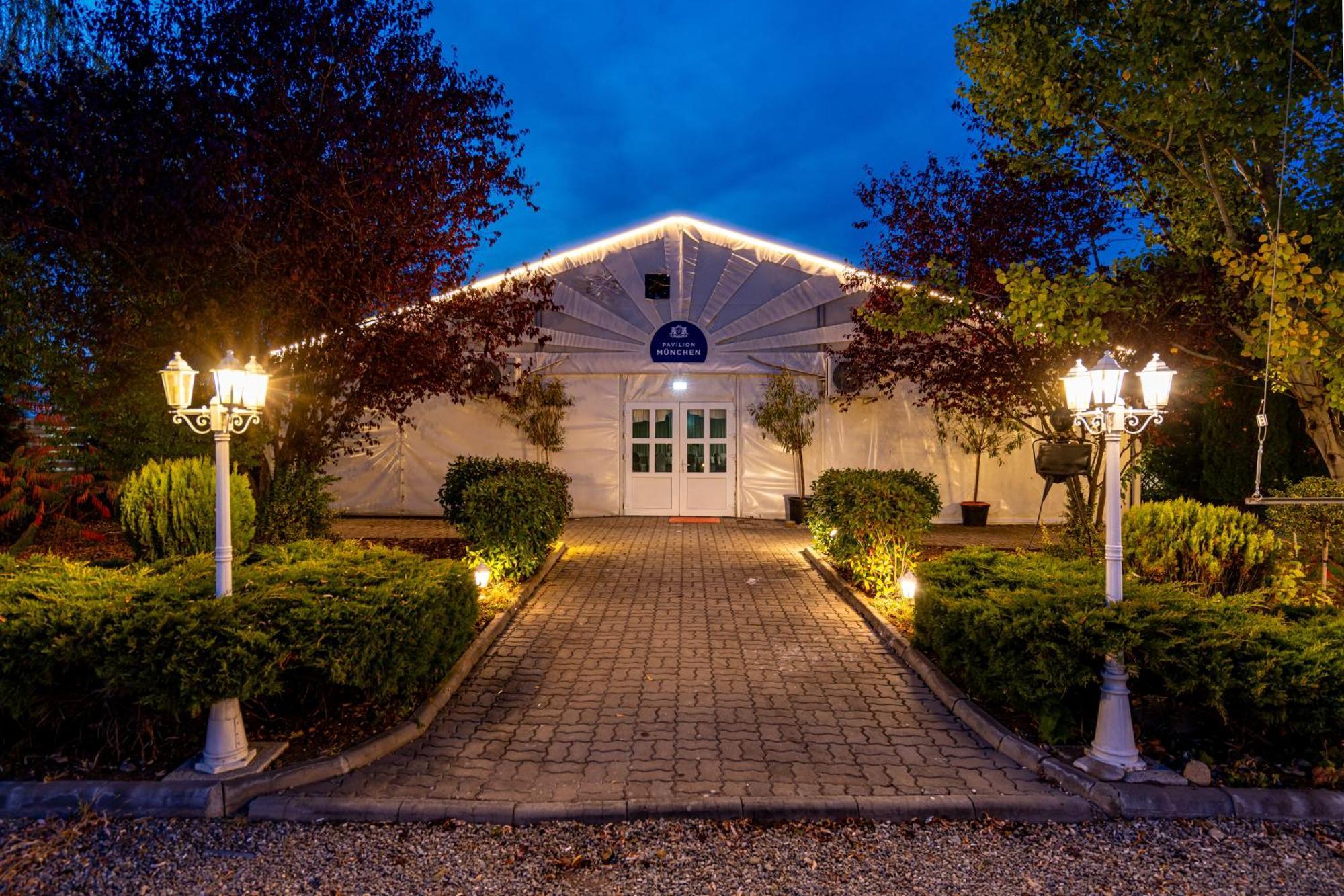 Hotel Casa Augsburg Băneşti Exteriér fotografie