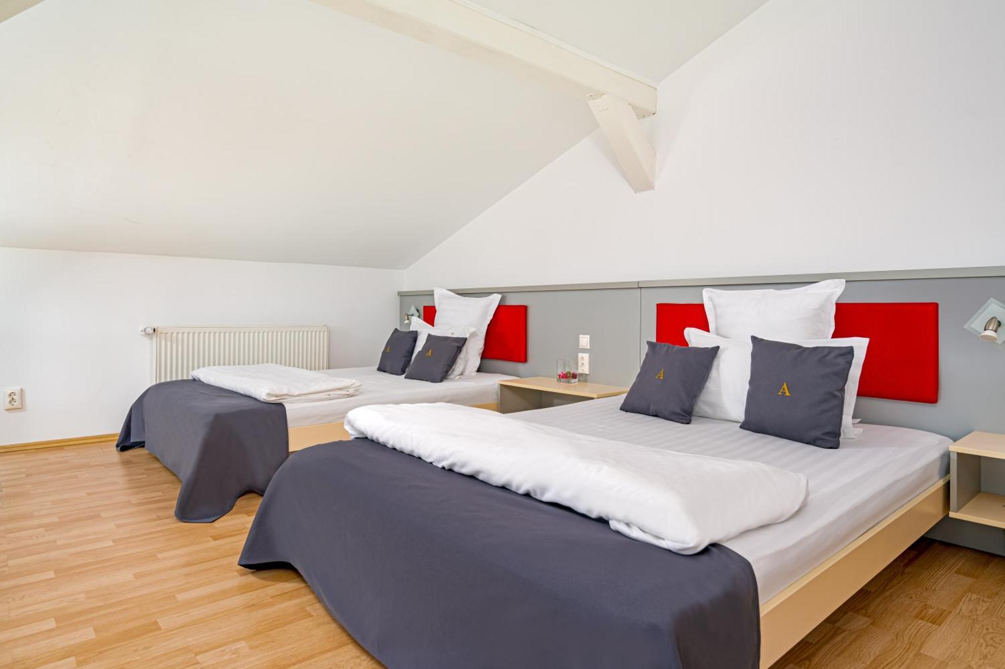 Hotel Casa Augsburg Băneşti Exteriér fotografie